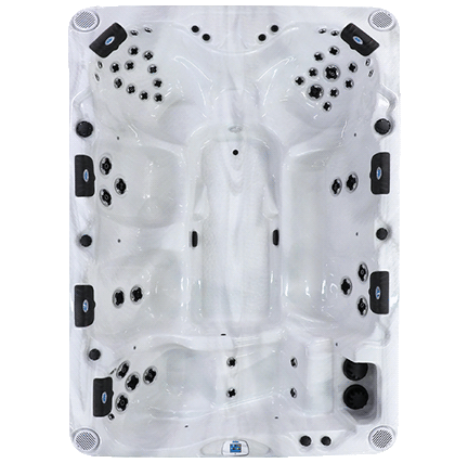 Newporter EC-1148LX hot tubs for sale in Penticton